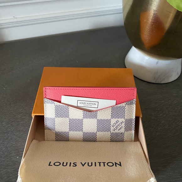 ❌SOLD ❌Louis Vuitton card holder - Picture 2 of 4